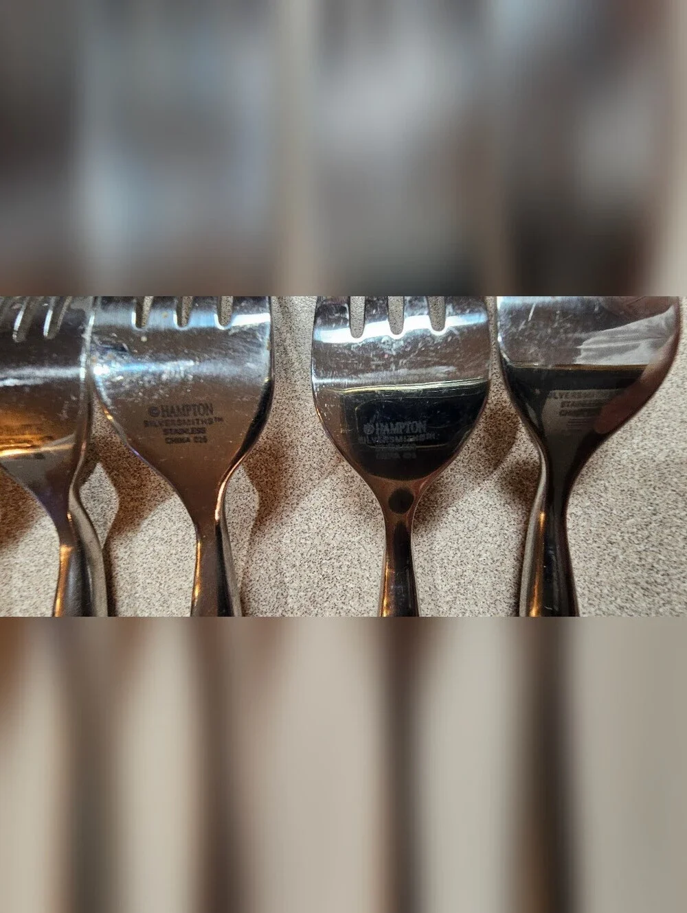 Hampton Silversmiths 026 Silverware 40 Piece Lot Stainless Rivet Accent Satin